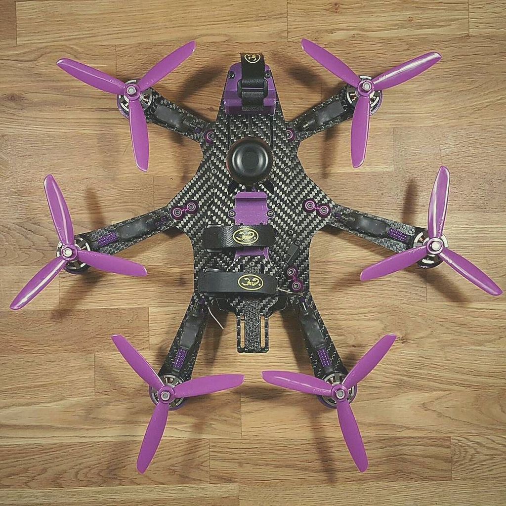 Dronesque_'s tweet photo. What a beast Drone (#dronesque)
Checkout the pilot @ulflindestrom https://t.co/B8gJ0oexEe https://t.co/kyIti30oh3