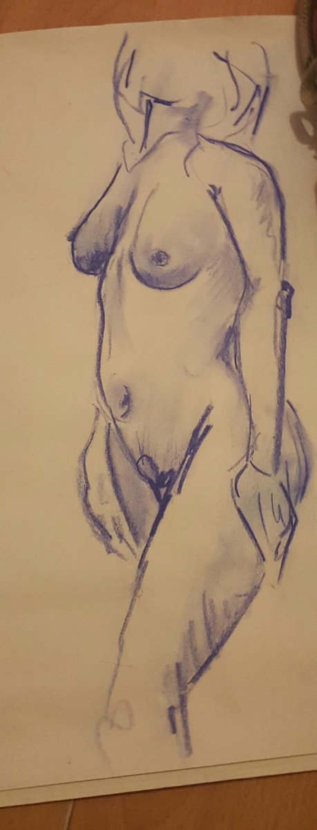JordanaMckenzi1's tweet photo. Tonight #lifedrawing #amazing #anamc #model # https://t.co/ta1lNyxMQB