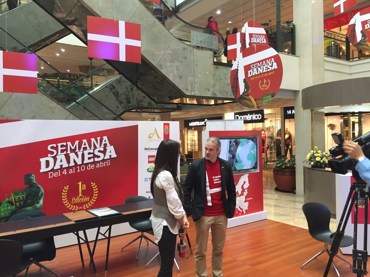 EsbenFilt's tweet photo. #SemanaDanesa2016 is now officially opened. Come and visit us in @Centro_Andino https://t.co/MZuDzTksjl