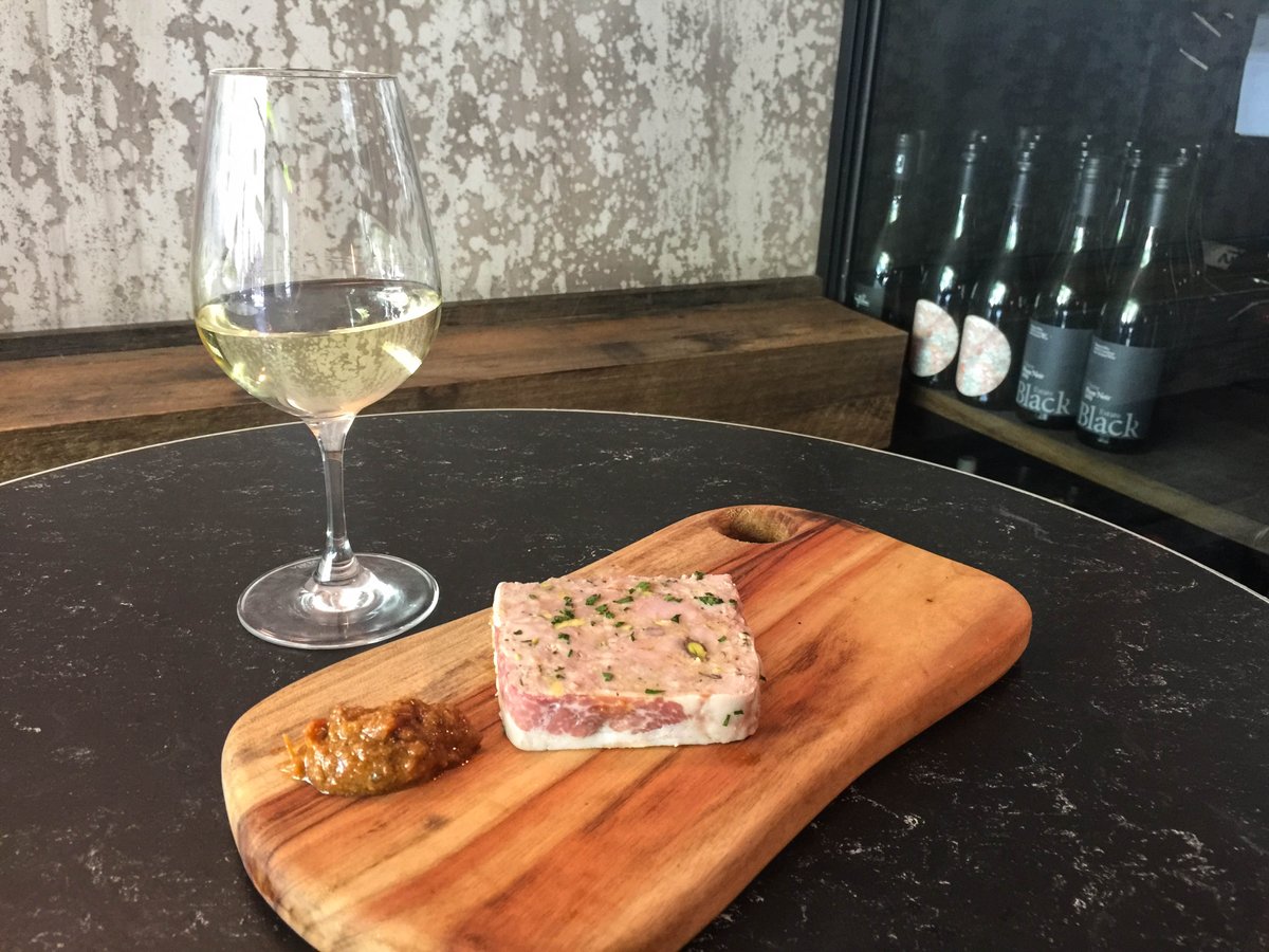 Shadow Thieves dinner on Mon teaming with @cleverpollys &amp; <a href="/SaintUrbanMelb/">Saint.Urban</a> 4 Courses + wine ow.ly/10ieoc