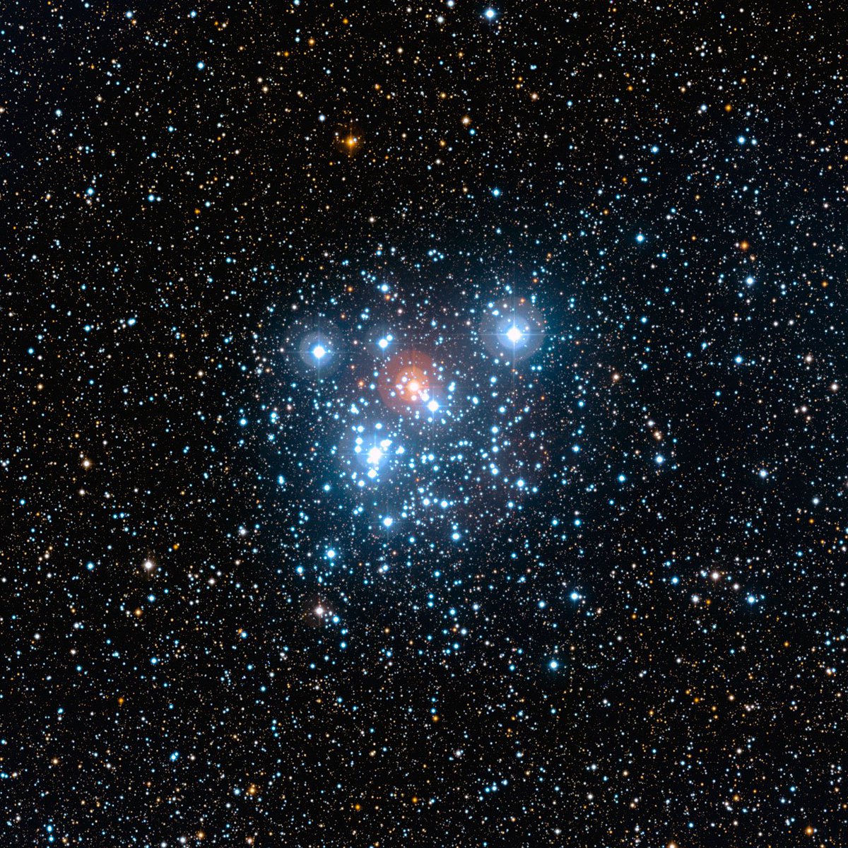 Spacescape__'s tweet photo. Jewel box cluster. https://t.co/puGDticRQz