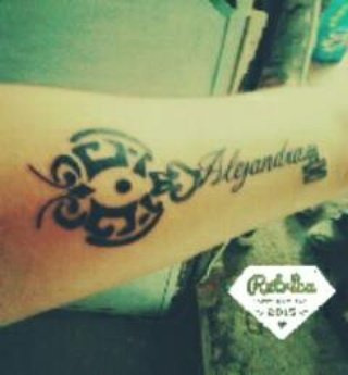 lissy140615's tweet photo. Nuevo tatu C: https://t.co/6KQPs6I3R1
