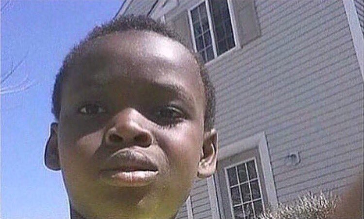 Out here on a monday trying to get my dick sucked