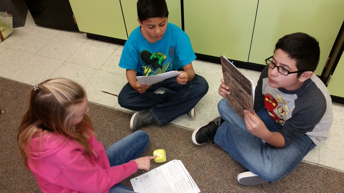 Ss showing comprehension and justifying their answers with the Hot Seat.  #CISDGameOn