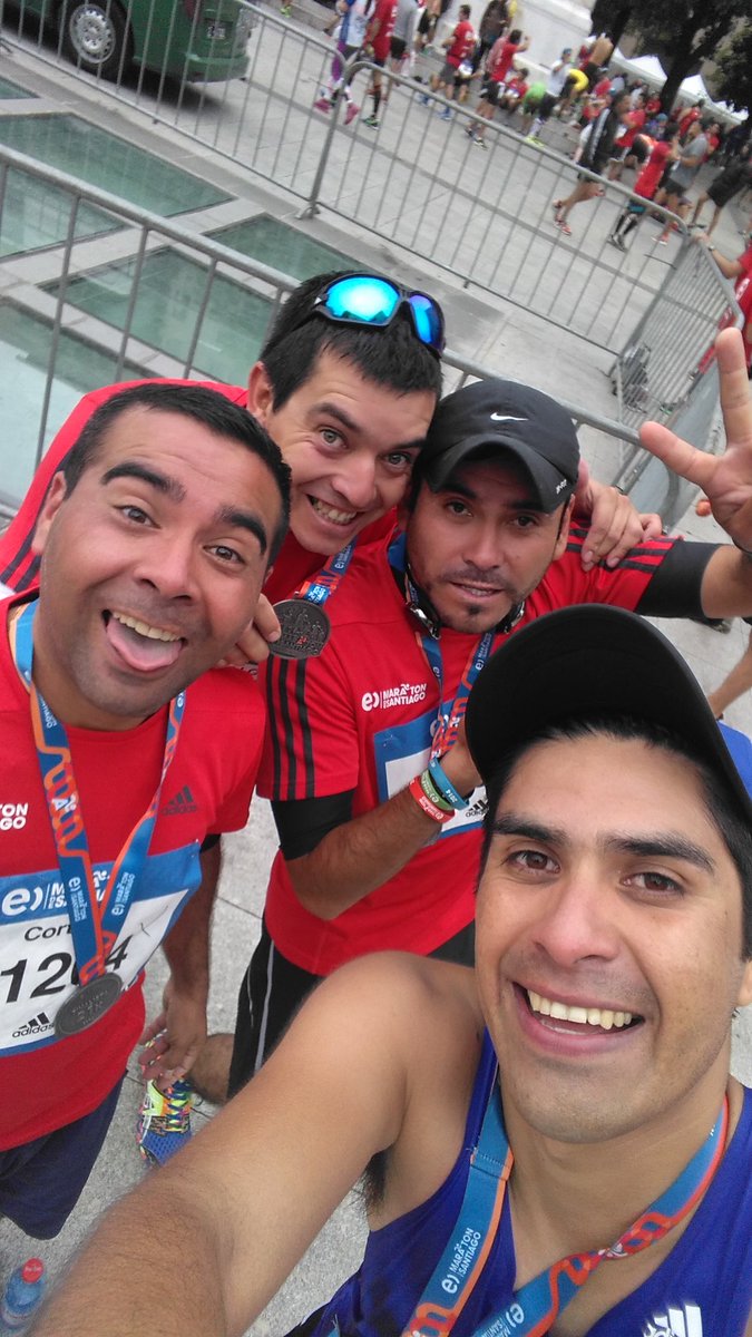 CombaRunners's tweet photo. CombaRunners presente Maratón de Santiago 10k 21k y 42k... https://t.co/RZ3HzoM51C