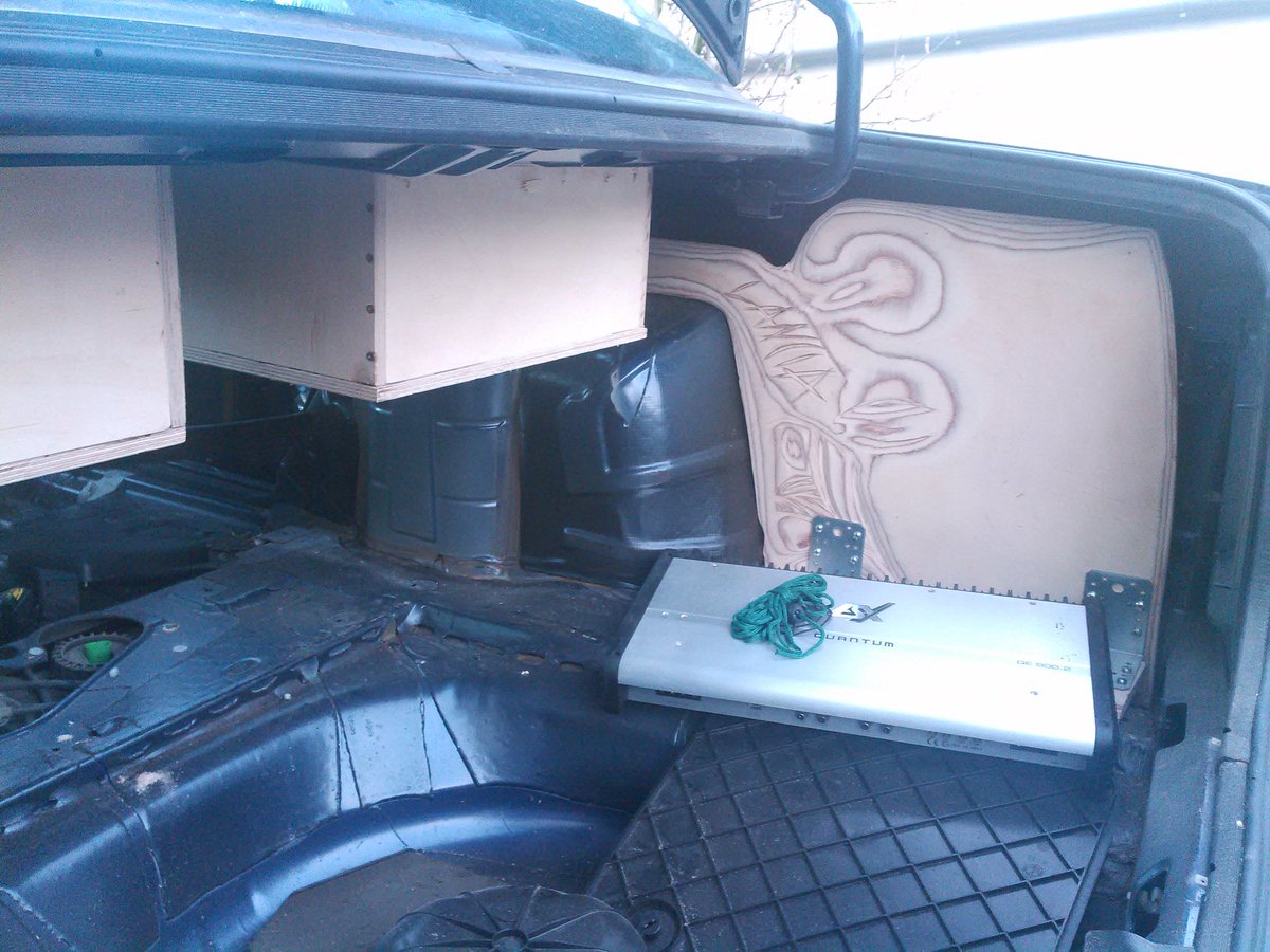 clonkfreak's tweet photo. So langsam wird das doch ;) #HiFi #Lancia #LS2LX https://t.co/58PItXiVV9