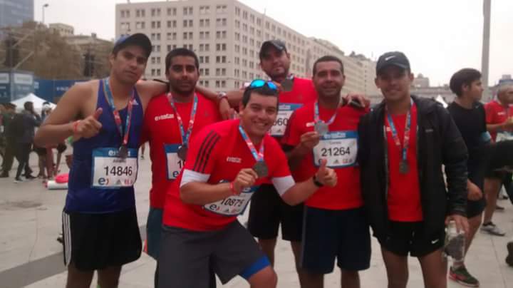 CombaRunners's tweet photo. CombaRunners presente Maratón de Santiago 10k 21k y 42k... https://t.co/RZ3HzoM51C