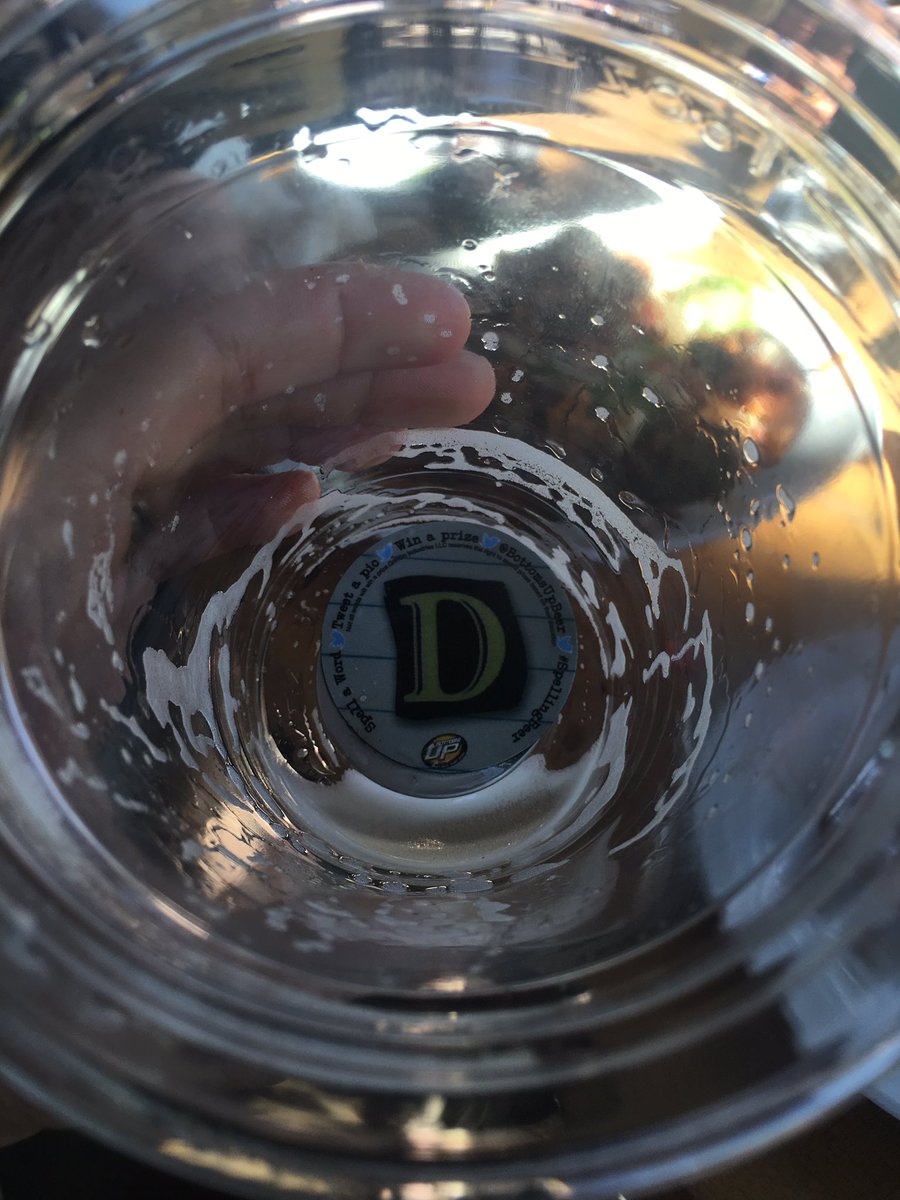 J88wagner's tweet photo. DONE @BottomsUpBeer #Spellingbeer #HellaGoodTime #Havasu https://t.co/fW9xAFkAIL