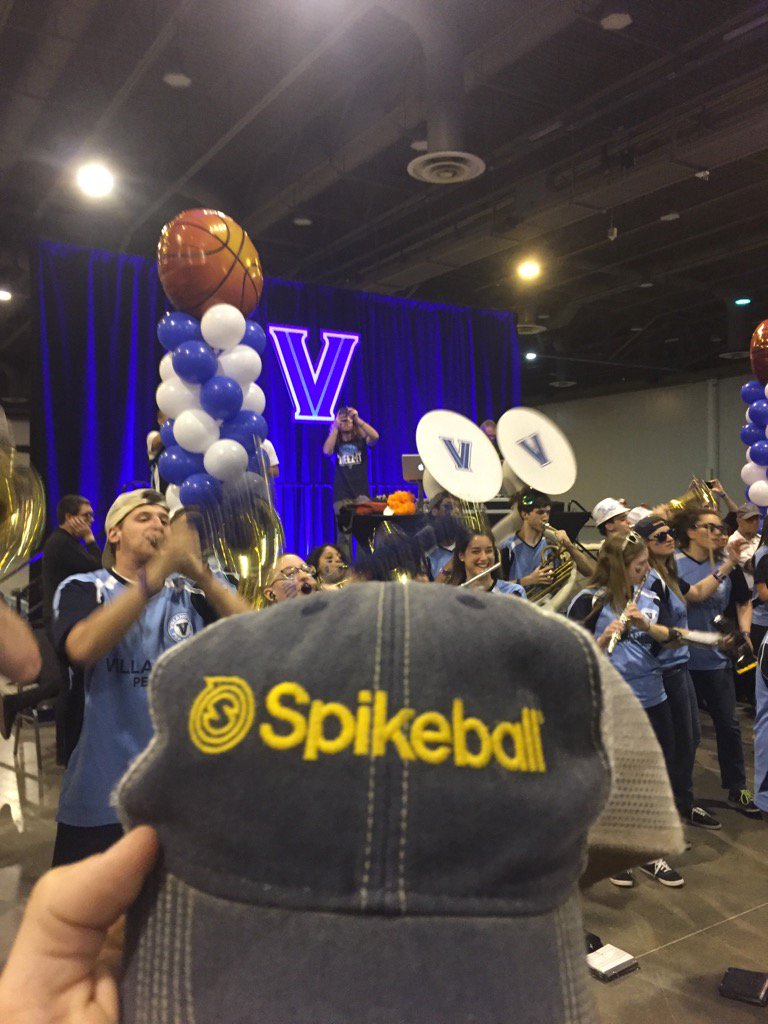 PKSpikeball's tweet photo. Let's go #NovaNation @Spikeball @VUspikeball https://t.co/ZXMMBUcO6e