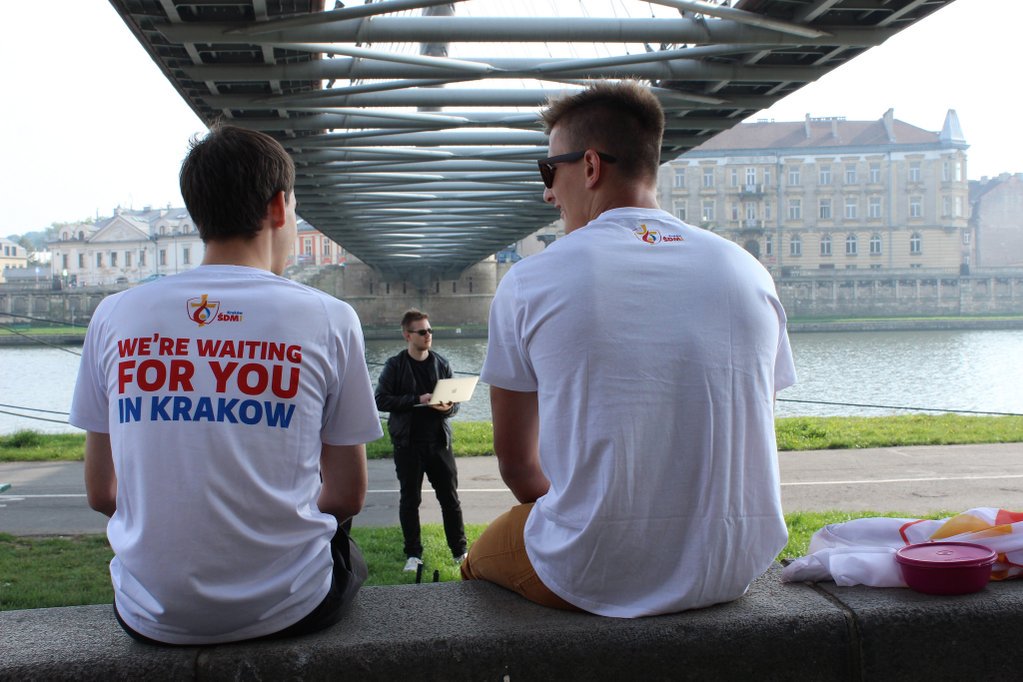 wyd_en's tweet photo. Time is ticking on - have you registered for #WYD #Krakow2016? We are waiting for you. https://t.co/mQzB1zNkQ4