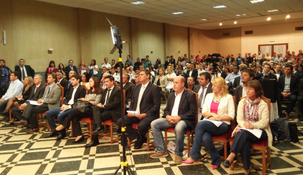 LautaroMazzutti's tweet photo. Apertura de Sesiones #ConcejoDeliberante  @rociogiaccone @Maia_Leiva @gustavotraverso @RodoBertone https://t.co/vKtSbabAws