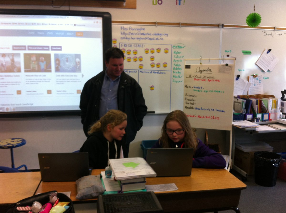 MsBarringtonCG's tweet image. Using @codeorg @gotynker to share our learning with the Board of Trustees @TimberleaSchool @FMPSD #whytimberlearocks