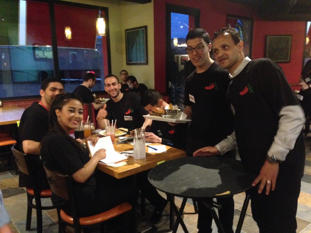 tori208's tweet photo. @cramrakha #CasablancaChilis #todayschilis #trainerlove #EatWork https://t.co/tHJ8EXQQRU