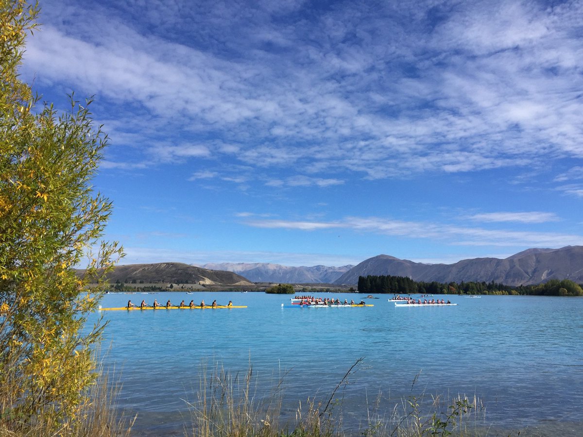 RowingNZ's tweet photo. Another day in rowing paradise. Crisp air, no wind, blue skies. #AonMaadiCup https://t.co/xSU1FHMrag
