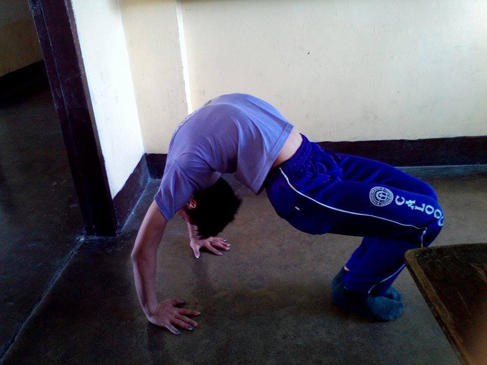 Miana_Fresh's tweet photo. Good'Morning #FlexibleBodies 👇👇🐍🐍🐍😍 https://t.co/52BpEeCbVA
