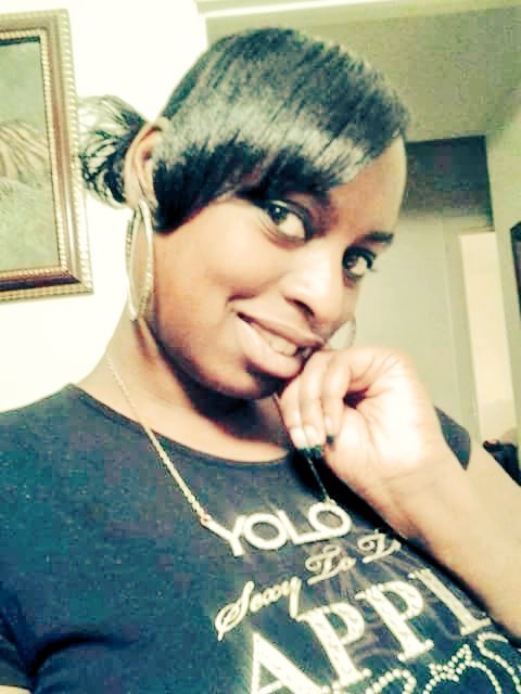 ShandalynHender's tweet photo. I'm so pretty wow look nice like that #LoveWhatYouHaveNow #SmileMore https://t.co/NG6cxfhLr0