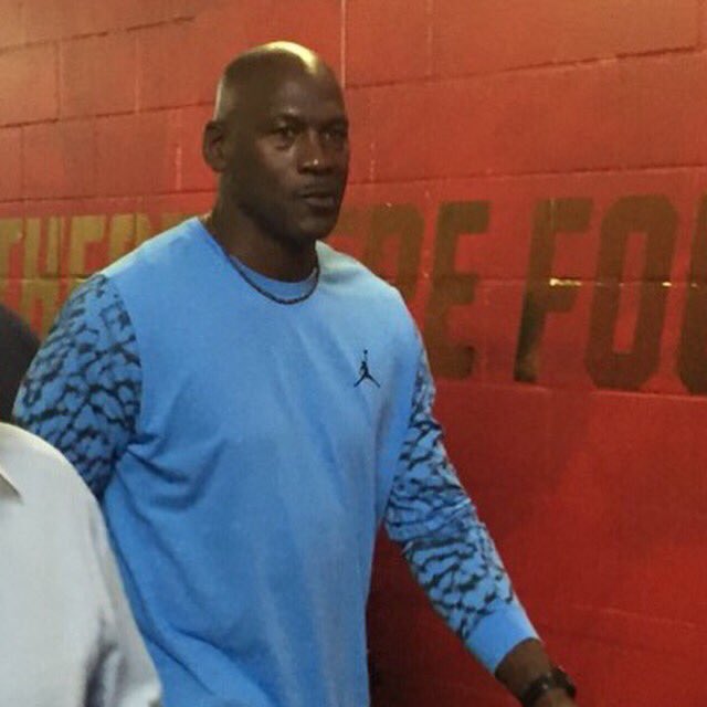 ImDonnieB's tweet photo. The GOAT MJ showed up to the game tonight!! That's Clutch!! #Unc  #MustWinSituation https://t.co/x3dSezChMc