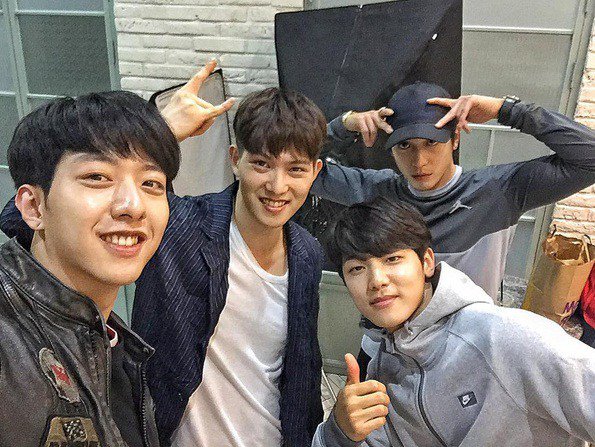 CNBStorm's tweet photo. [IG|Photos|Trans] CNBLUE asks for lots of love and support for their new album #BLUEMING https://t.co/Ov1I8xNn5B https://t.co/l2tjCnUn4p