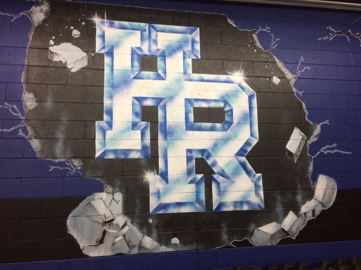 RBWHRHSAthletic's tweet photo. All returning @HR_VarsityCheer members plan on meeting Coach Scott after School this Friday, April 8th! #FalconPride https://t.co/vxl5kmPUJx