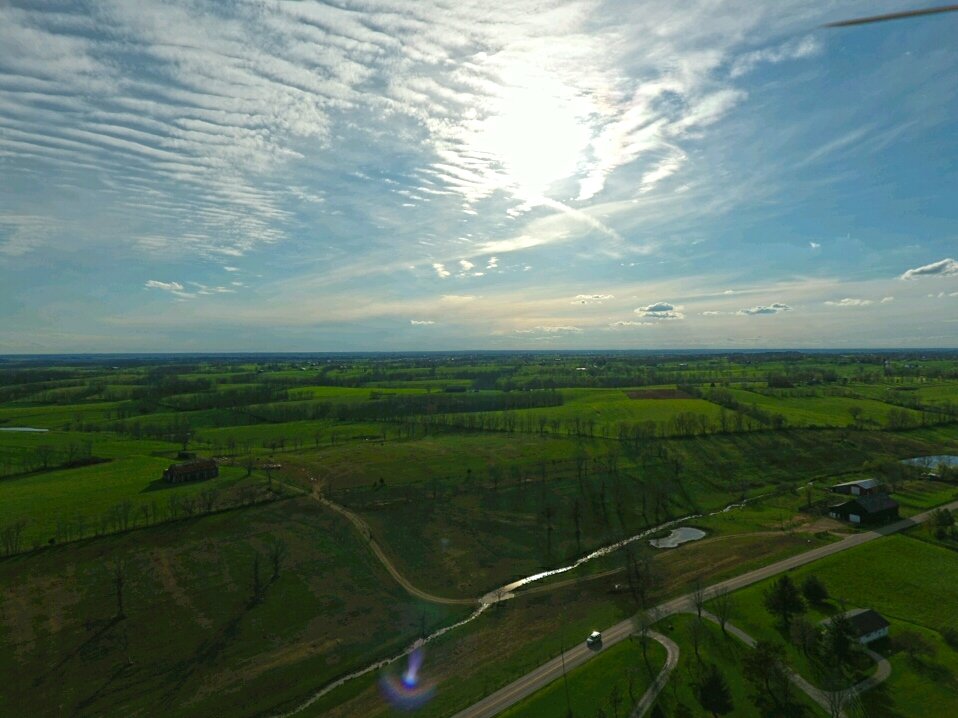 NFlight502's tweet photo. #TeamNFlight502 #Bourbon #County #Kentucky #DJI #Phantom4 #4k #hdrphotography #aerialphotography #drones #IFlyDrones https://t.co/GfUXufl013