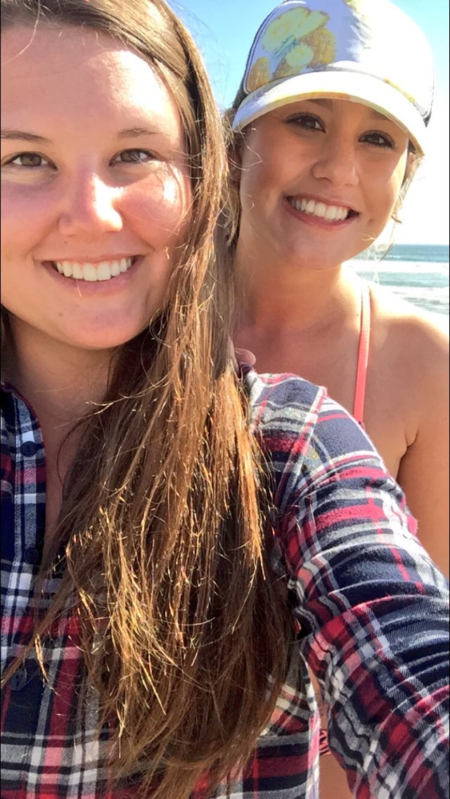 SummerMachtolff's tweet image. Ventura beach today with squad @theofficerdan @austinseder29 #rob #everyoneelse