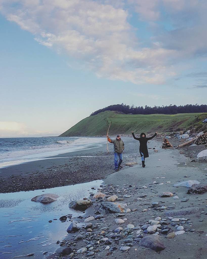 flaviosamelo's tweet photo. two examples of the specie Hudson in their family natural habitat ⛄❄💧🌂🍂🍃🌊 #whidbeyisland #washington #usa #cellphon… https://t.co/1gdSyE247W