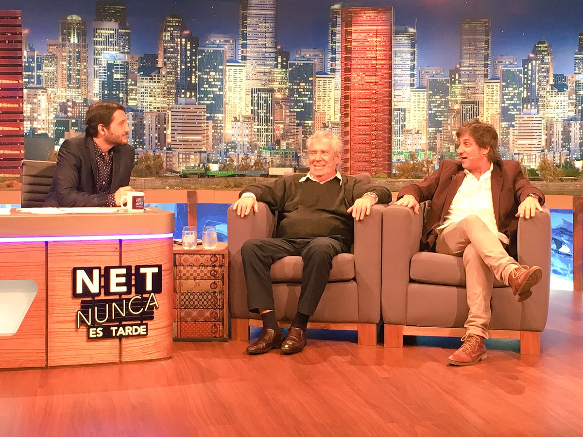 germanpaoloski's tweet photo. #Chico #Novarro y @novakpablo en el #living de @NETxFOX @FOXSportsArg @dariobarassi @ChatrucJose2 https://t.co/ldgO9yDT9i