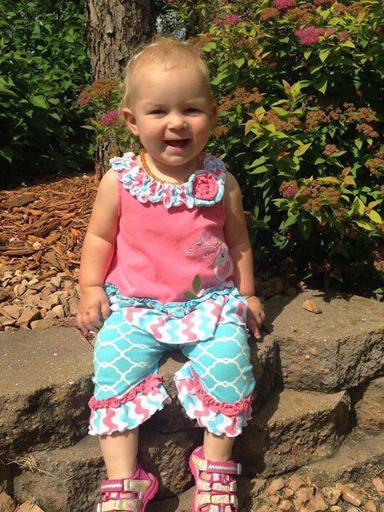 DanielleRoss11's tweet photo. Happy 2nd birthday beautiful Avah! 6 months ago God took you into his arms. Praying for you &amp; your family💓 https://t.co/d5yAd1L2gY