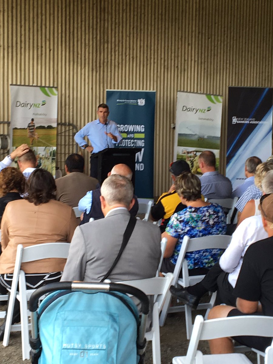 K_Burbidge's tweet photo. Great to be on farm with one of our customers supporting the dairy sector @NathanGuyOtaki @MPI_NZ @ANZ_NZ_Media https://t.co/ATQUu9Ii6r
