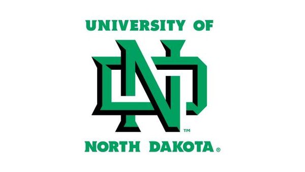 Preston_M55's tweet photo. Excited to announce I just got my first recruiting call from University of North Dakota #blessed https://t.co/eo66N9R8dX