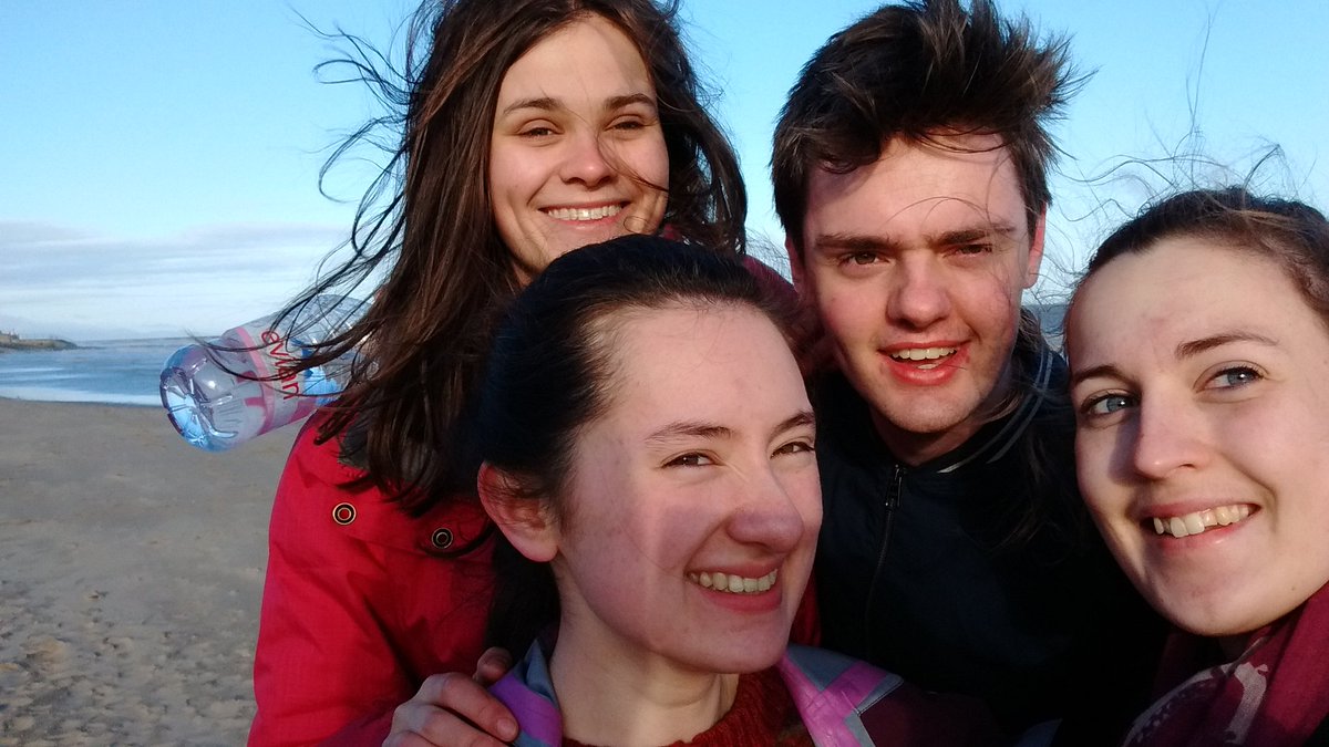 TrinityLabanCU's tweet image. Morning beach walk! #WAEvent2016 #musiciansnetwork #WordAlive