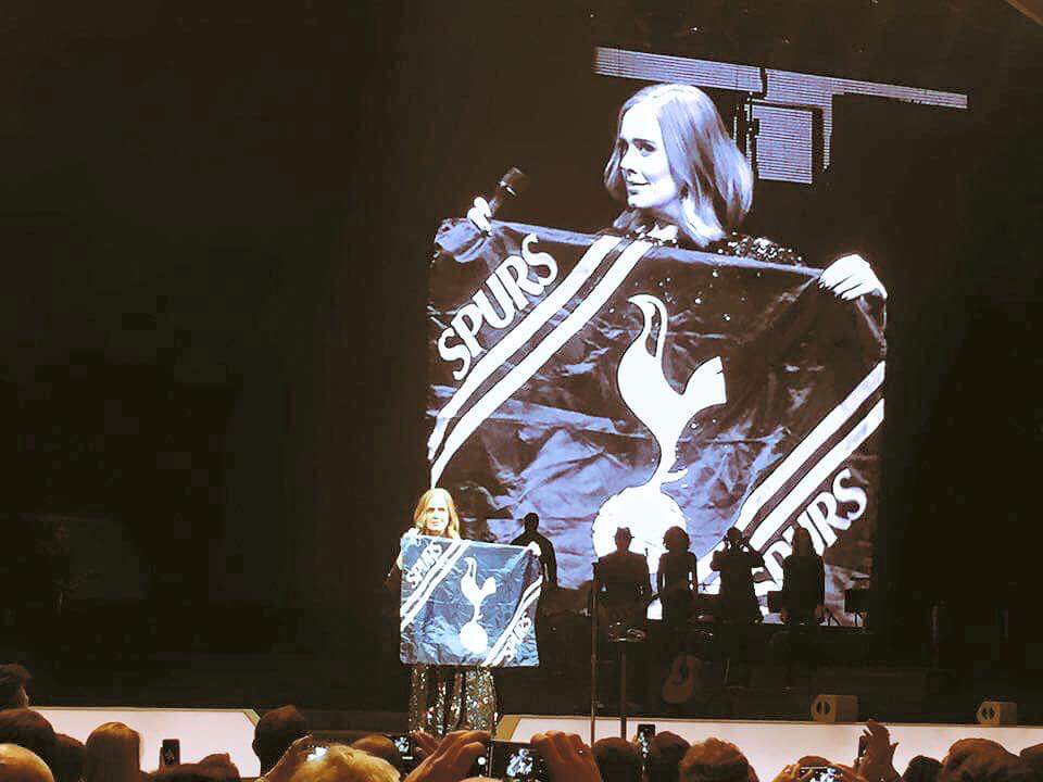 ohhwhenthespurs's tweet photo. Anytime you want to pop into the @SNKStudios and talk Spurs @Adele just let us know 👏 https://t.co/xMBEGLqG05
