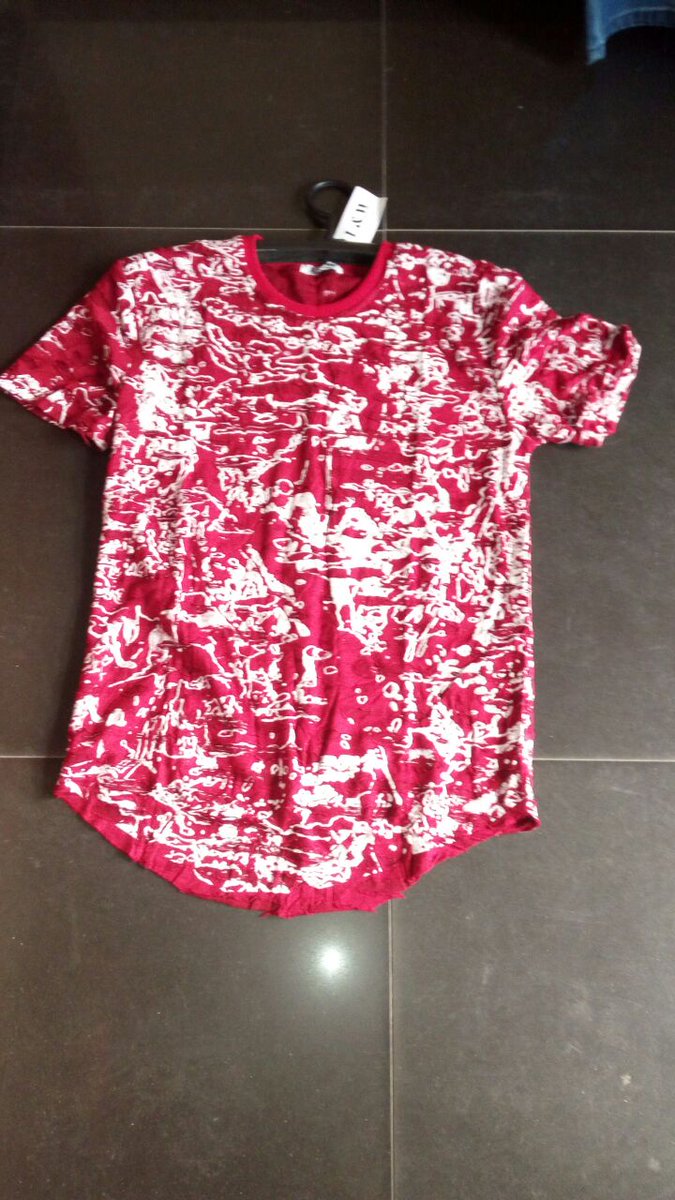 BrownDistibutor's tweet image. Best quality T-shirt product goes by 25000Tsh