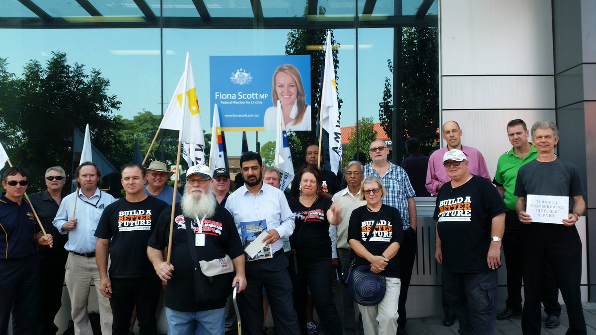 engineering_pa's tweet photo. Defending Defence jobs at Penrith. #jobs4us #betterfuture #auspol https://t.co/vZMLSsDip0