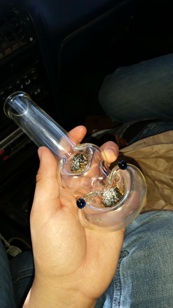 ElEstanli's tweet photo. #420GoodyBox
#420GB
#420
#WeedHumor
#weedtimes
@SilencedHippie https://t.co/5WAfETItBW