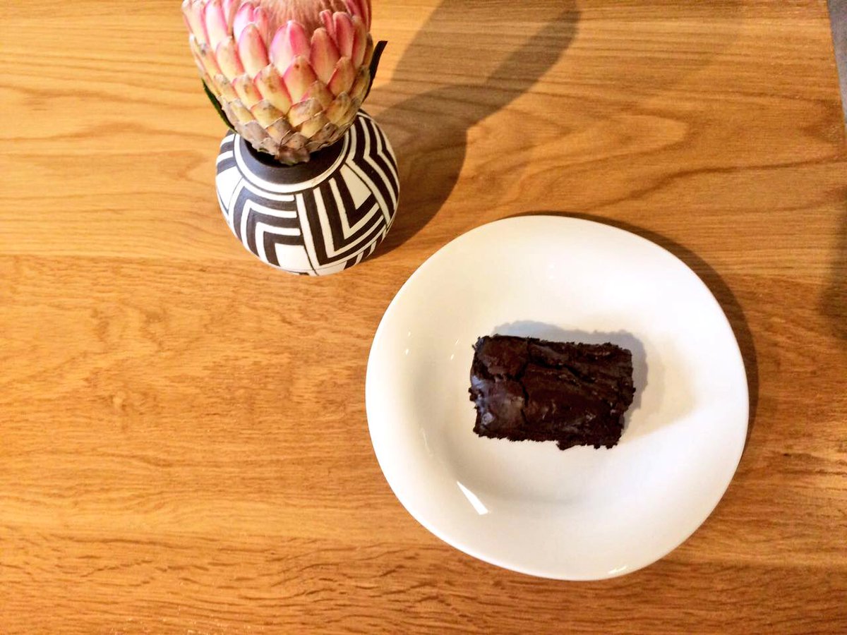 .<a href="/SMAKdeli/">SMAK Delicatessen</a> has some vegan options available too. Try their vegan mini banana loaves and chocolate brownies.