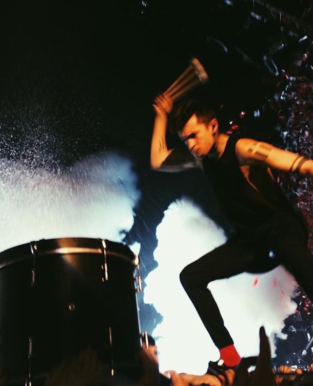 bandsasmemes's tweet photo. https://t.co/HOvEOLcQKQ