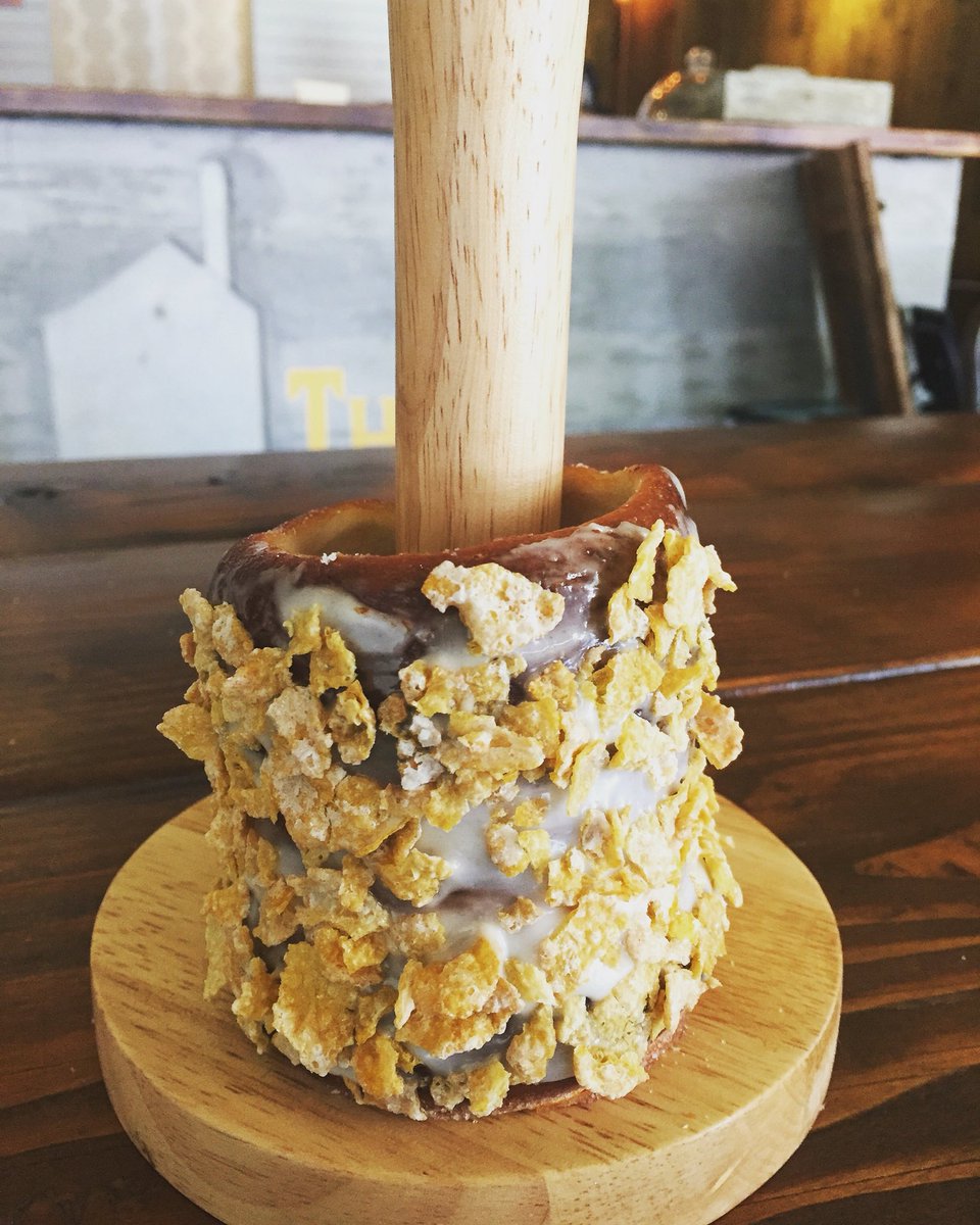 the_kurtosh's tweet photo. The KüRTöSH - Chimney Cake Cafe in Kerrisdale , Vancouver https://t.co/fRqXSy414S