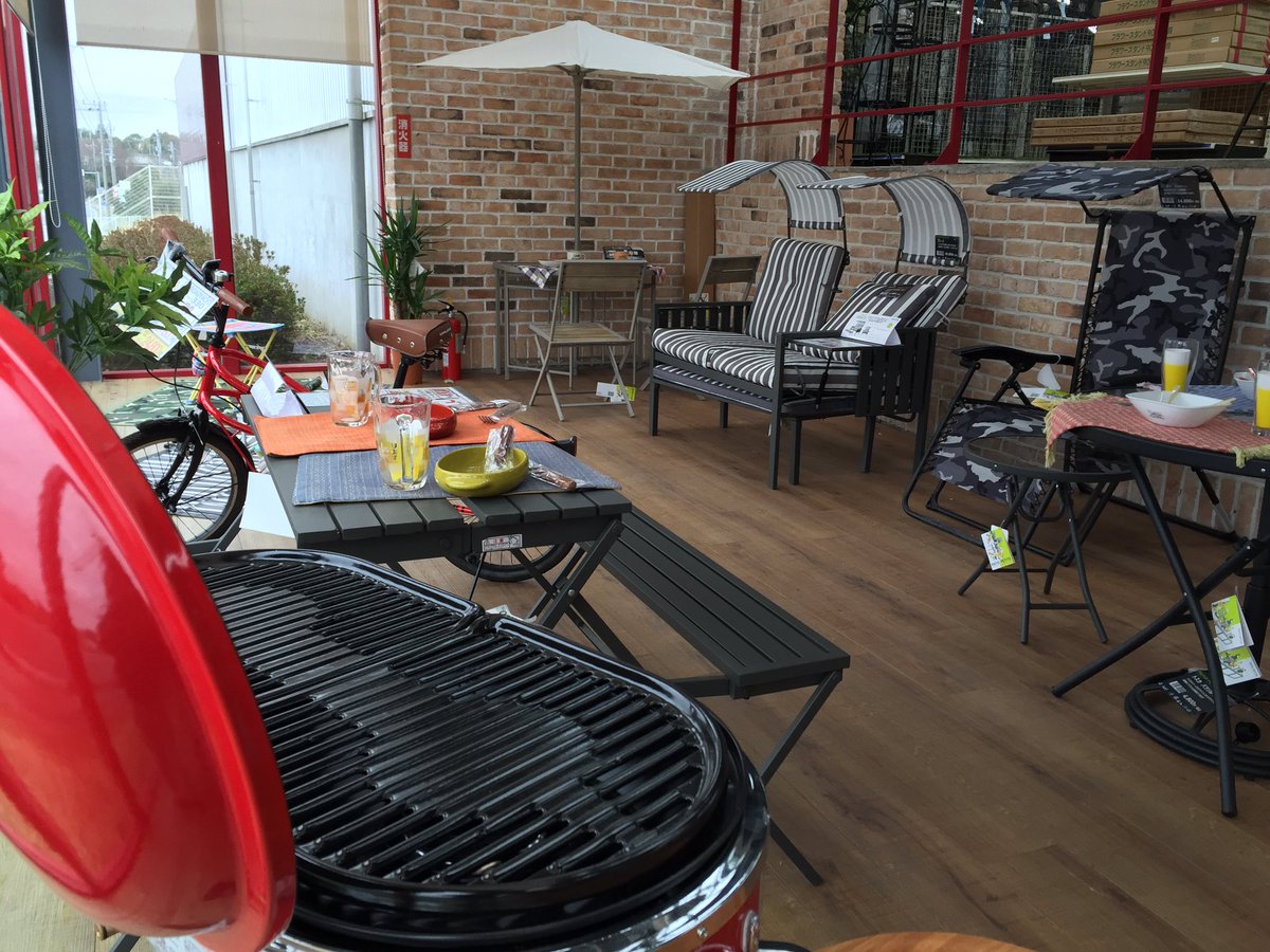 西ノ園卓也 ニッシー 改装中のガーデンセンターがいつの間にかオシャレになってるyo 部門の枠を超えたディスプレイは見るだけでも楽しいですよね 売場 編集力 ディスプレイ 山新グランステージつくばホームセンター T Co Ip2j1x1xoe