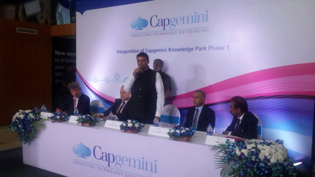 CMOMaharashtra's tweet photo. CM @Dev_Fadnavis inaugurates @Capgemini Knowledge ParkPhase 1 &amp;performs Bhumipujan for Phase 2 at Airoli,Navi Mumbai https://t.co/i8v2OPbHM0