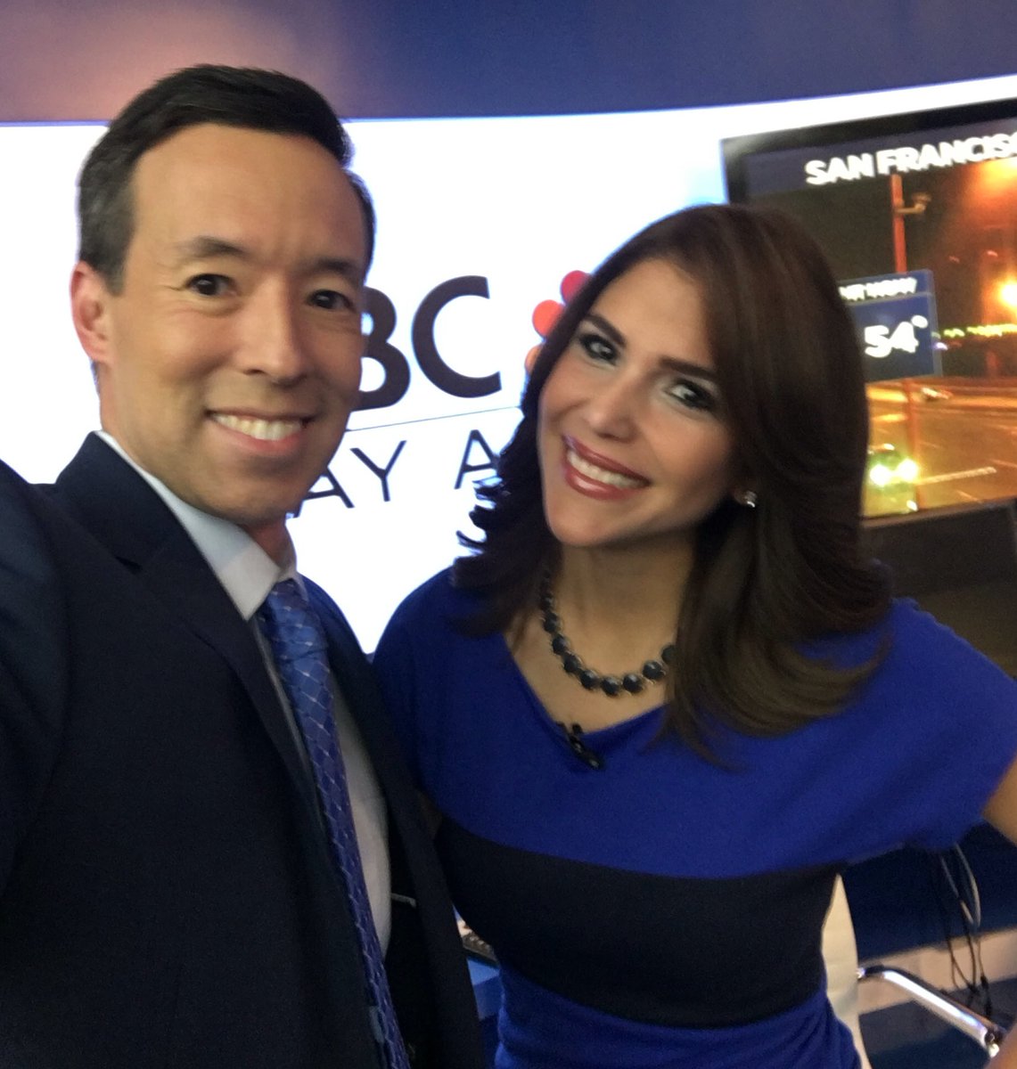 RobMayeda's tweet photo. Better late than never for #NationalHugANewsPersonDay with @gdellant48 @nbcbayarea @Telemundo48 #weathersquad https://t.co/kdNeqn6B9s