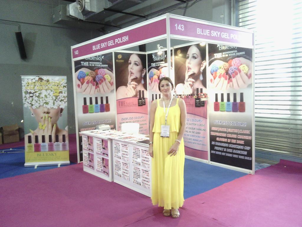blueskyindia1's tweet photo. Having fun in Kolkata at the professional beauty exhibition. Glad 2 expand r customer base @DinaUmarova @rashim1988 https://t.co/D1mCcTK5nr