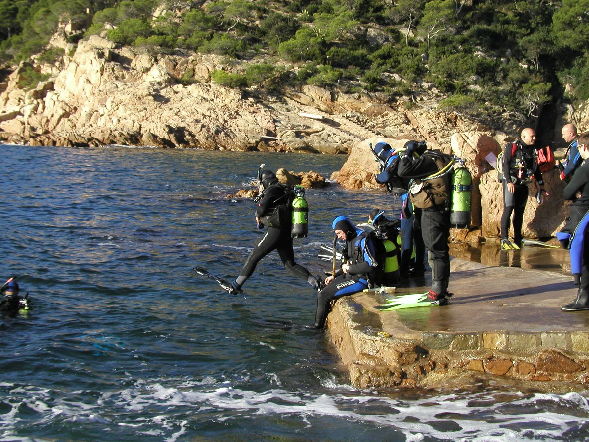 Aventura de Buceo y Rapel en la Cantera de Alcántara del 8 al 10 de Abril. Solo 5 plazas libres.