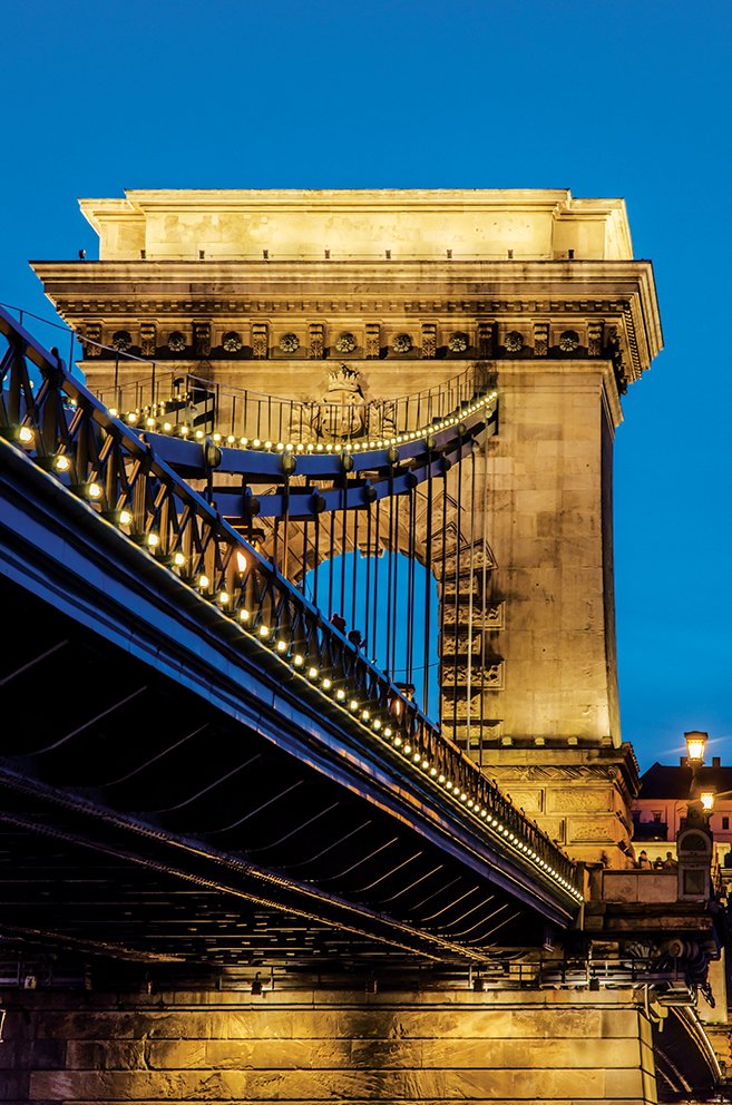 TheGulfMagazine's tweet photo. #Budapest is set to become an #Emirates trans-Atlantic hub and a front to battle US airlines https://t.co/eWkGDfALFh https://t.co/Ibn9axa2Xu