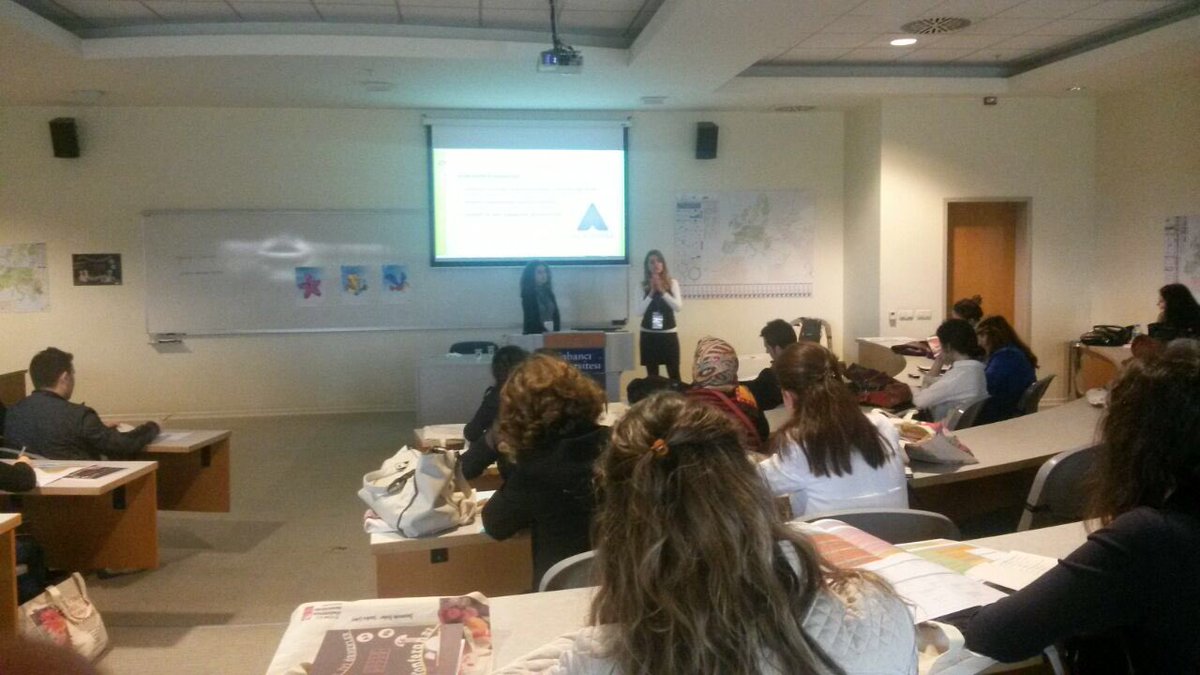 0x1jack_gentry's tweet photo. Eğitimde iyi örnekler konferansı #iok2016 @egitimreformu https://t.co/Cpj7VLO2w5