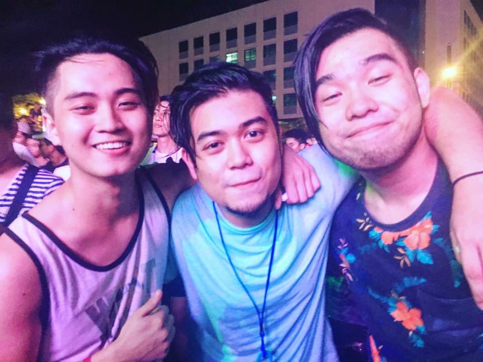 Itsraymondtay's tweet image. Rave brothers 🎉🎊 #NxR2016 #NeverlandXRaveolution suuhleeeed 👌