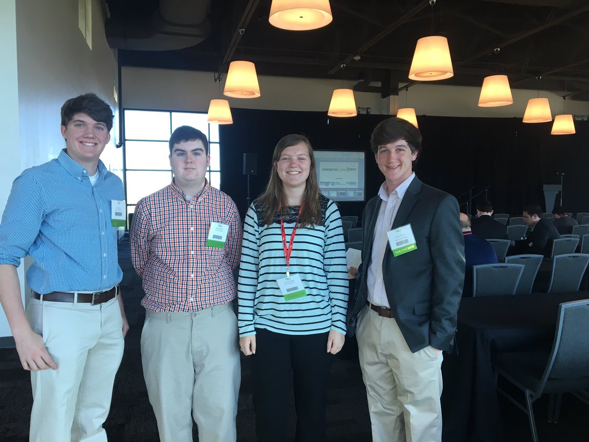 ITAcadHHS's tweet photo. Hoover HS IT students helping with #ACN2016. https://t.co/uLQNwxS8cD