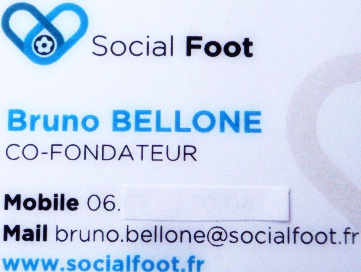 AntibesClement's tweet photo. avec mon ami BRUNO BELLONE Champion d'Europe 84 !Good Luke avec SOCIAL FOOT Lucky Luke ! @bruno_bellone @AFPSport https://t.co/lX7LvAuvYl