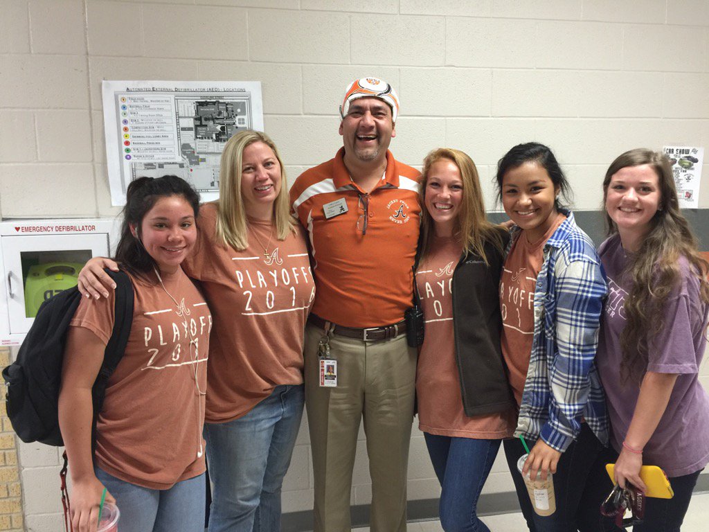 AlvinHSJackets's tweet photo. Good luck lady Jackets in your regional quarter final playoff game in Angleton at 6:30pm against Brazoswood. https://t.co/YAtOn7xrFN