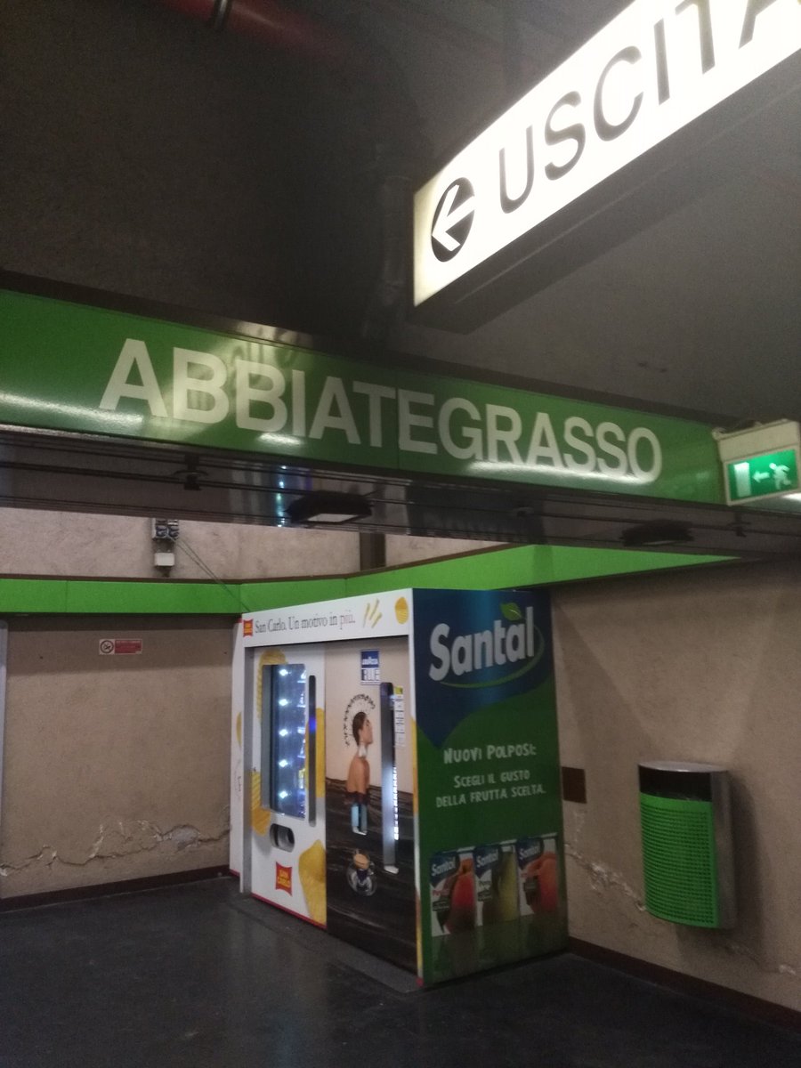 Lombatomicaboom's tweet photo. Grazie del consiglio, anche quest'anno la #dieta si fa l'anno prossimo https://t.co/CpjiwZEp0E